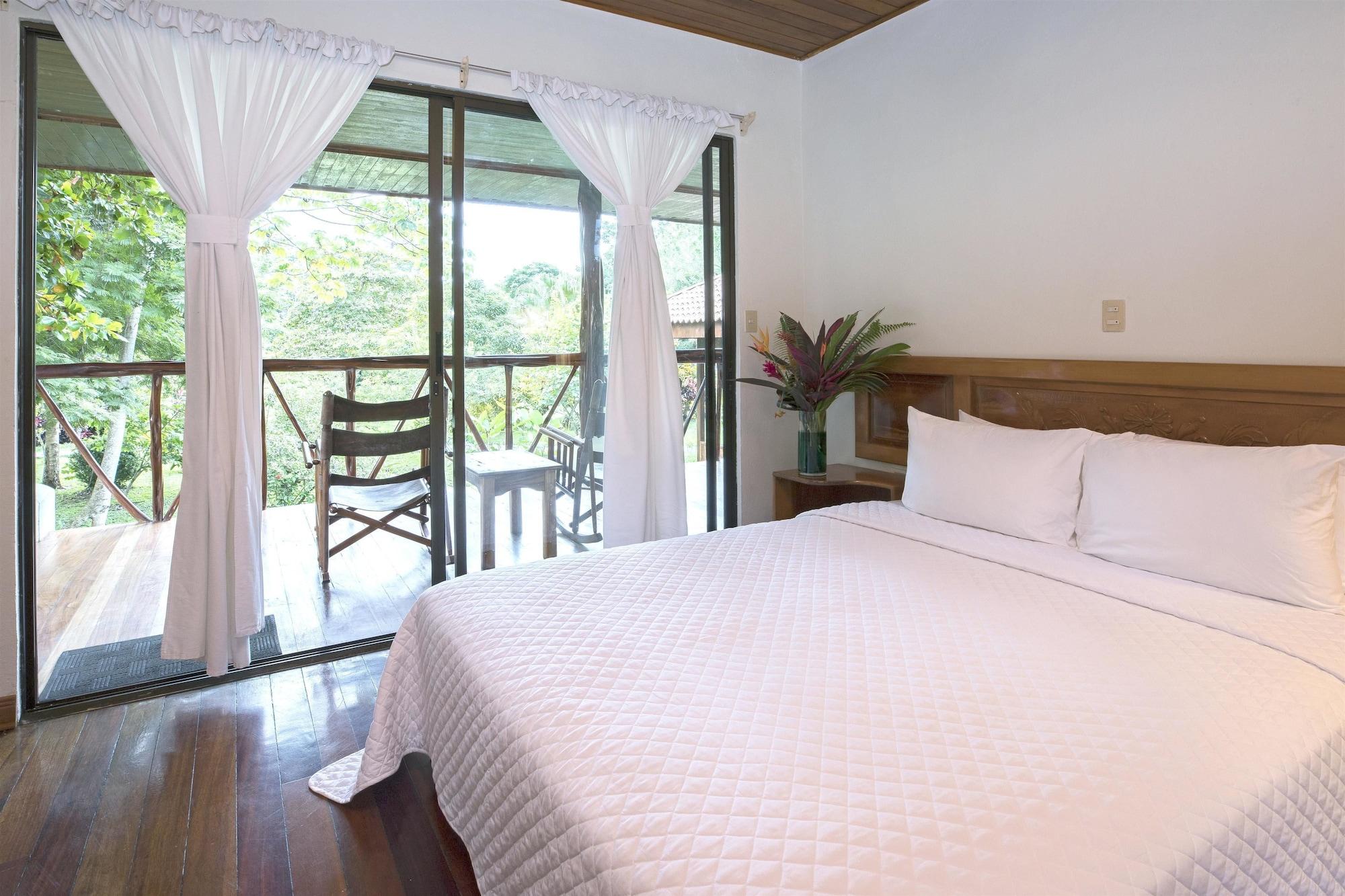 คร็อกโคดายล์ เบย์ รีสอร์ต Hotel ปัวร์โตคิมาเนซ ภายนอก รูปภาพ