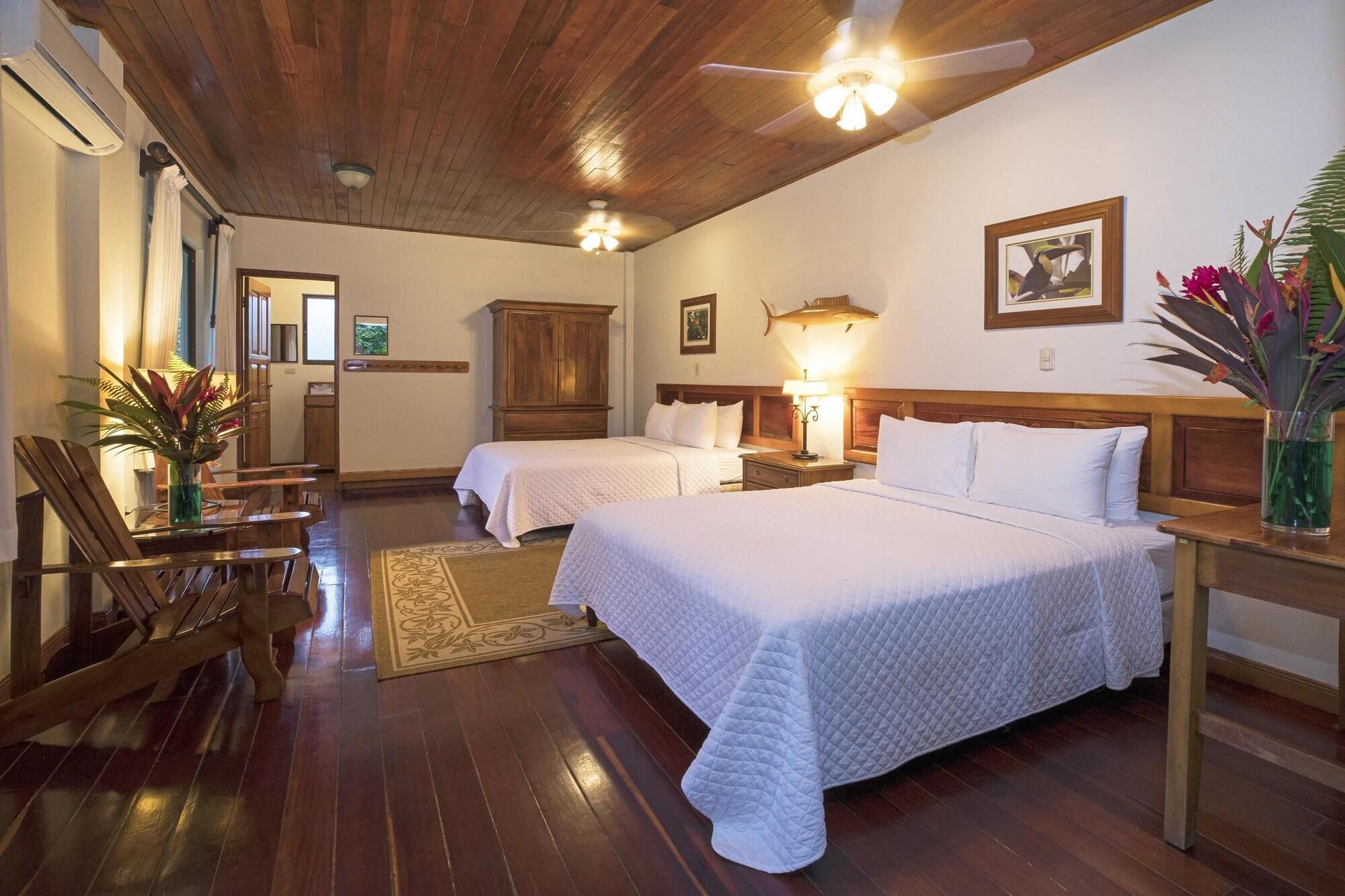 คร็อกโคดายล์ เบย์ รีสอร์ต Hotel ปัวร์โตคิมาเนซ ภายนอก รูปภาพ