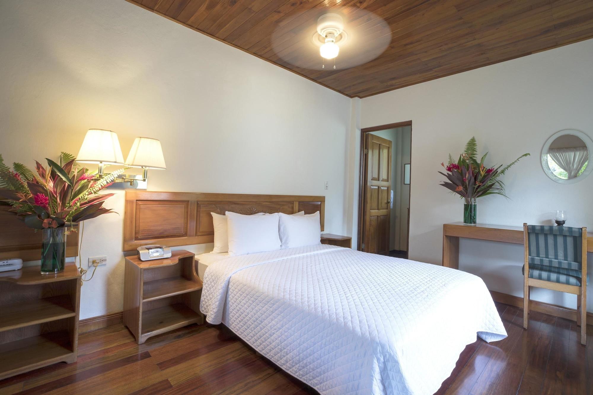 คร็อกโคดายล์ เบย์ รีสอร์ต Hotel ปัวร์โตคิมาเนซ ภายนอก รูปภาพ