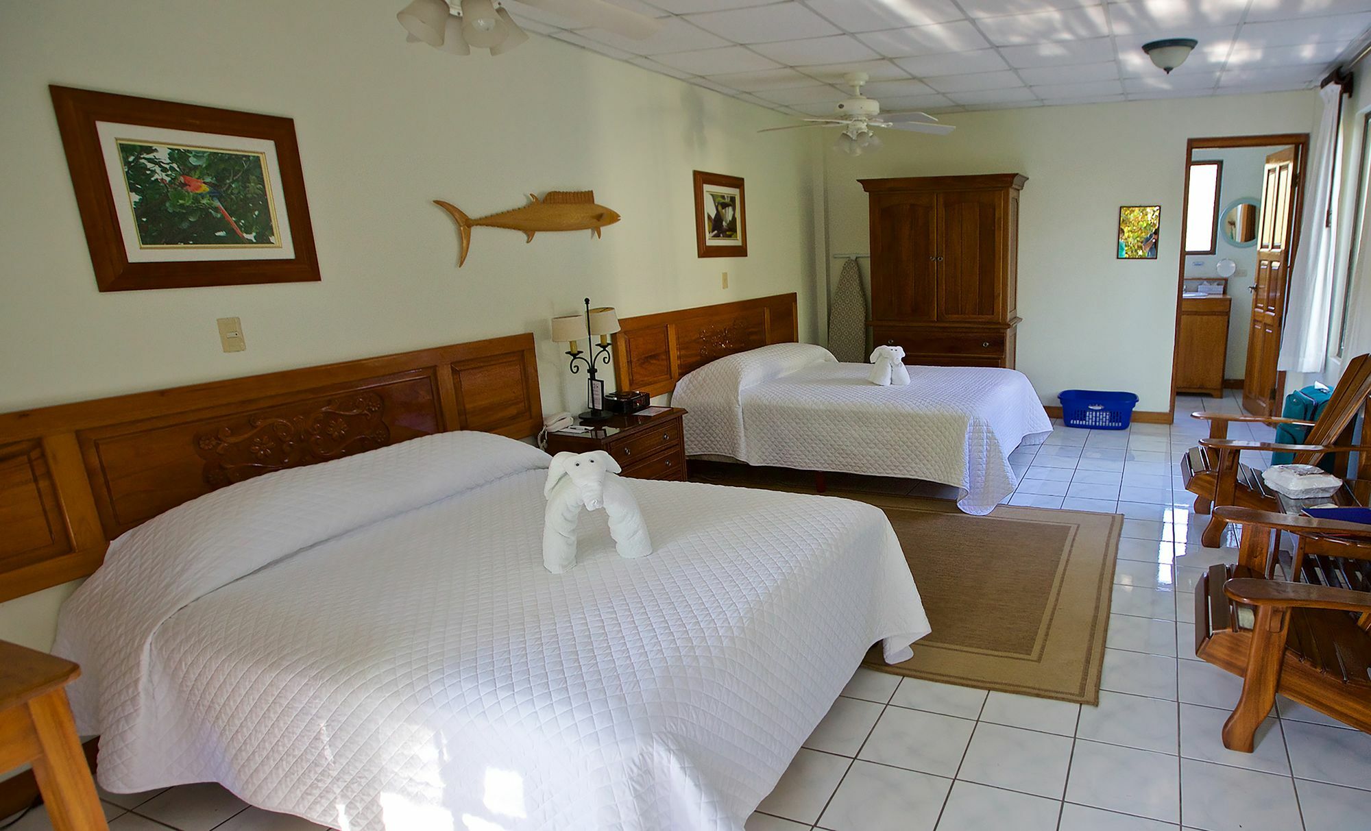 คร็อกโคดายล์ เบย์ รีสอร์ต Hotel ปัวร์โตคิมาเนซ ภายนอก รูปภาพ