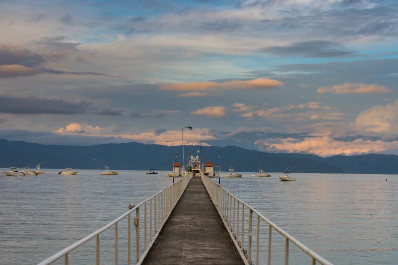 คร็อกโคดายล์ เบย์ รีสอร์ต Hotel ปัวร์โตคิมาเนซ ภายนอก รูปภาพ